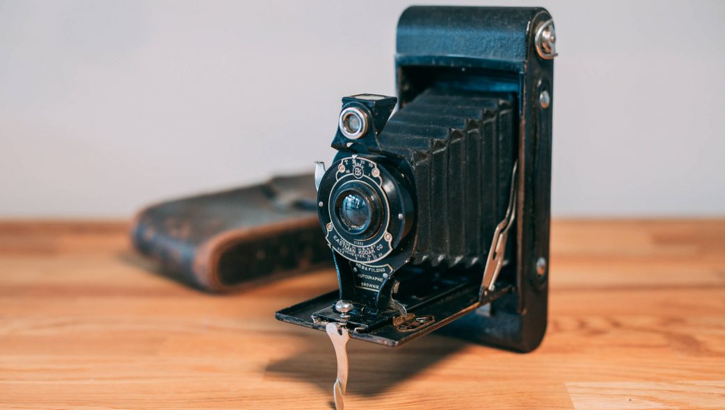 Kodak No. 2A Folding Autographic Brownie circa 1915-1926