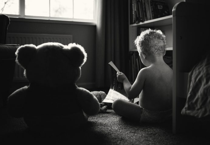 Beautiful, relaxed black and white family photography by Leeds photographer Simon Wiffen