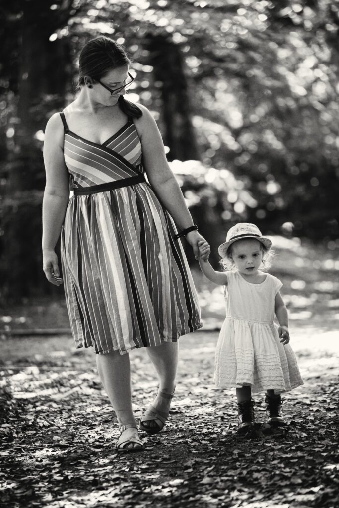 Photograph of a mum and daughter walking at the Yorkshire Sculpture Park