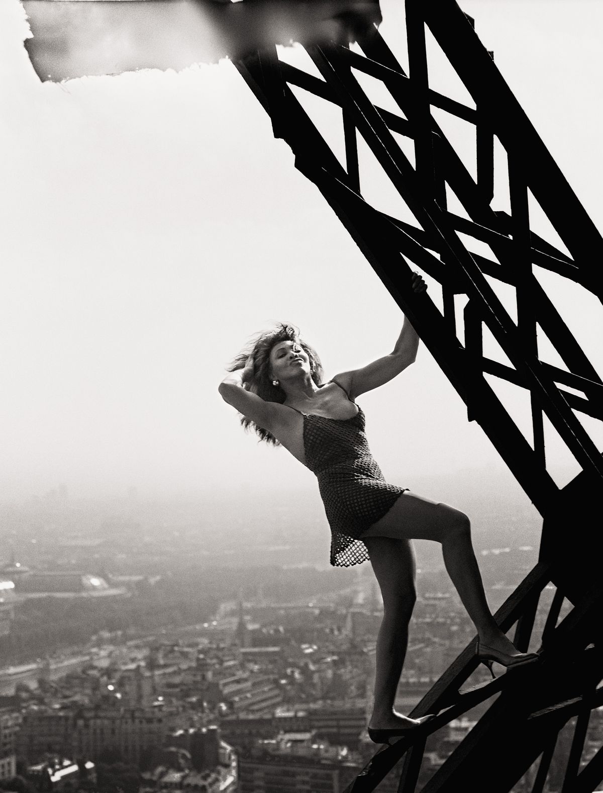 Eiffel Tower, Paris, 1989 (Image credit: © 2025 Peter Lindbergh Foundation, Paris)