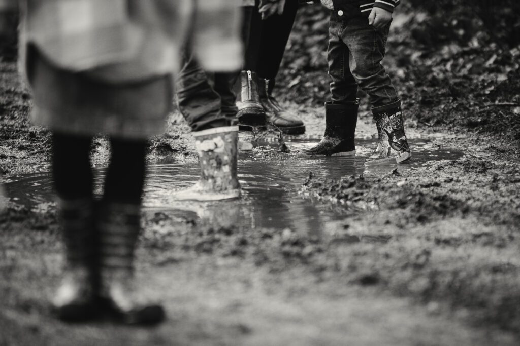 Sequence of images from a family shoot showing how thinking in scenes, not just shots can promote storytelling photography